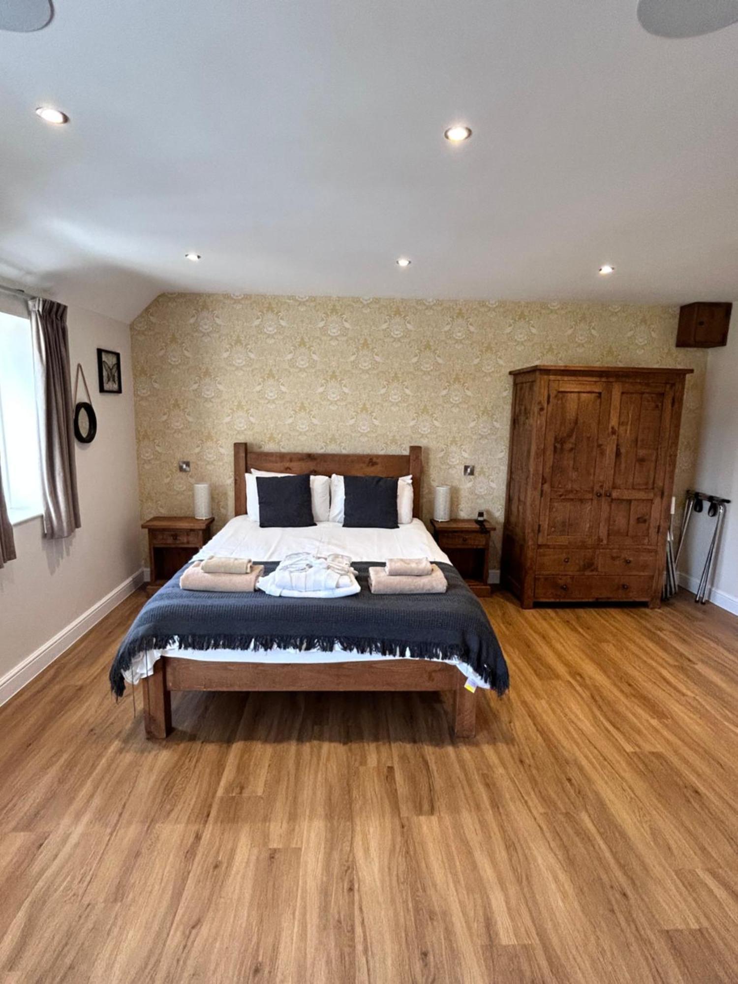 The White Hart Inn Alfreton Buitenkant foto